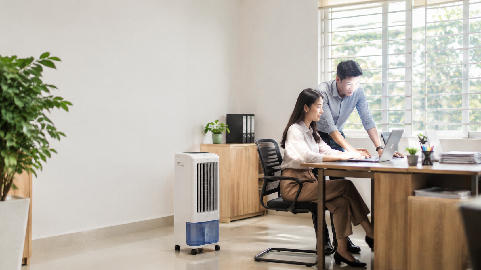 How to Choose a Portable Air Cooler for Small Retail and Work Spaces — ChillNexa B2B cooling-product buyer guide editorial image